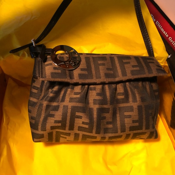 Fendi Handbags - Fendi mini bag